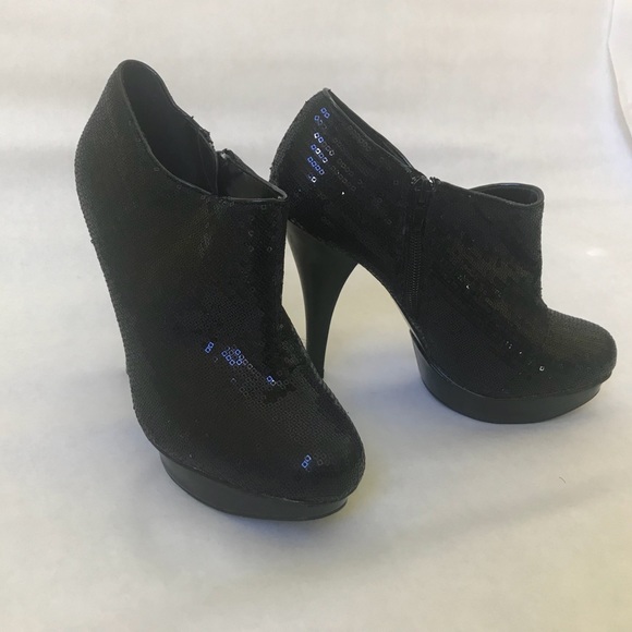 Sequined booties and side zipper - Picture 2 of 8